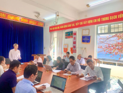 ĐÓN TIẾP VÀ LÀM VIỆC VỚI ĐOÀN GIÁM SÁT BAN VĂN HÓA - XÃ HỘI, HỘI ĐỒNG NHÂN DÂN TỈNH VỀ GIÁM SÁT “TÌNH HÌNH TRIỂN KHAI THỰC HIỆN CHUYỂN ĐỔI SỐ TRONG LĨNH VỰC Y TẾ TRÊN ĐỊA BÀN TỈNH QUẢNG NGÃI”.
